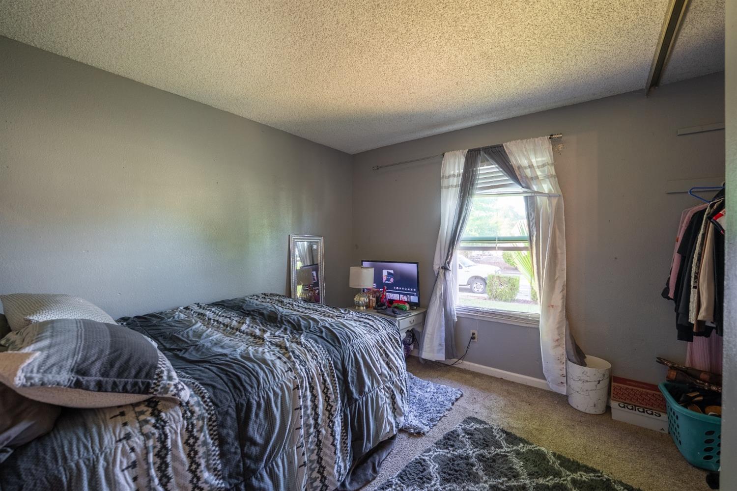 Detail Gallery Image 20 of 33 For 3988 Robinridge Way, Sacramento,  CA 95823 - 3 Beds | 2 Baths