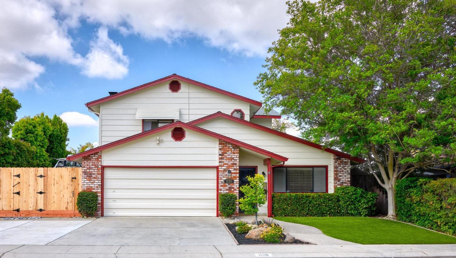 Eagle Lane, Manteca, California image 1