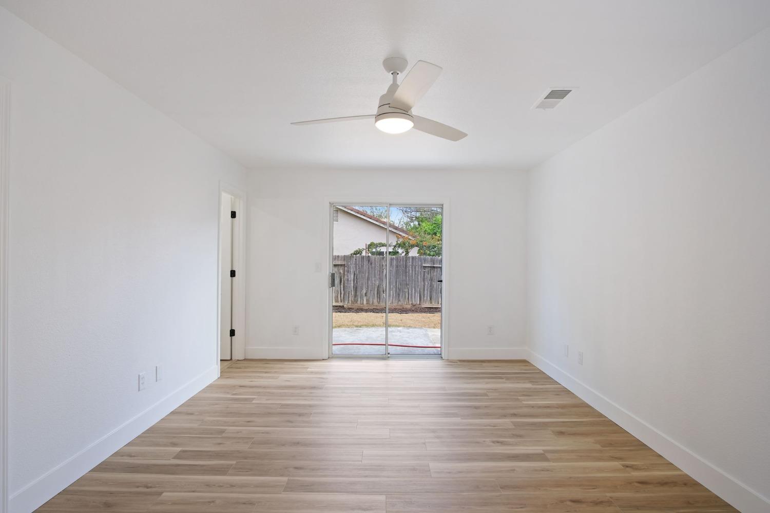 Tern Way, Patterson, California image 17