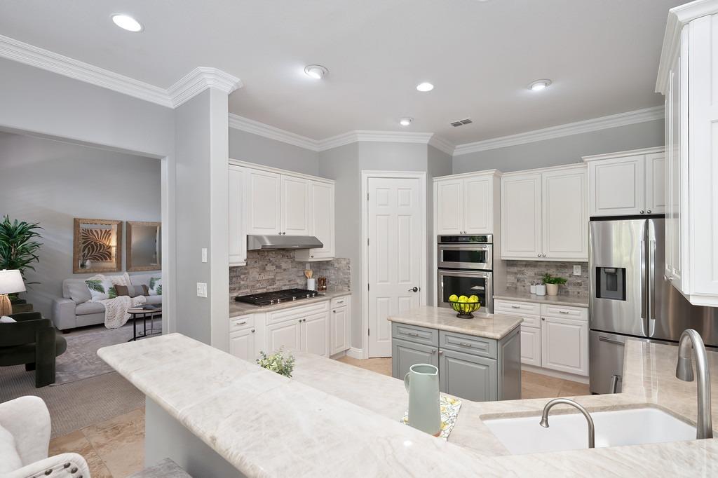 Detail Gallery Image 15 of 91 For 4232 Savoie Ct, Loomis,  CA 95650 - 4 Beds | 3 Baths