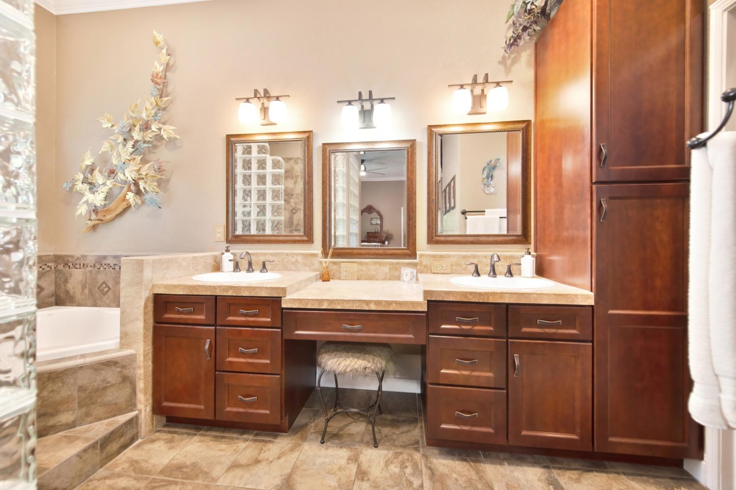 Brookover Court, Citrus Heights, California image 32