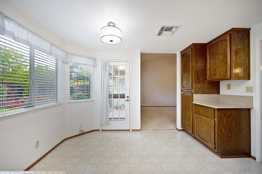 Orwell Drive, Roseville, California image 34