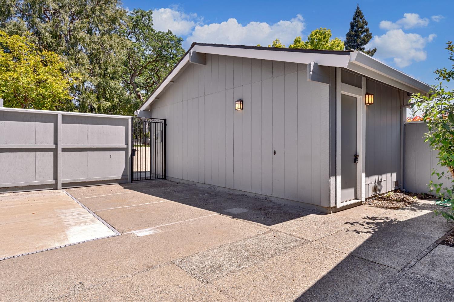 Photo #35: 225047542 Listing: Photo #35