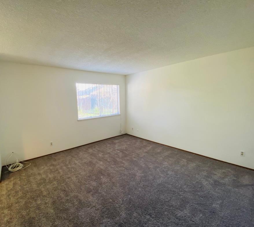 Detail Gallery Image 13 of 24 For 3633 Contempo Dr, Sacramento,  CA 95826 - 4 Beds | 2 Baths