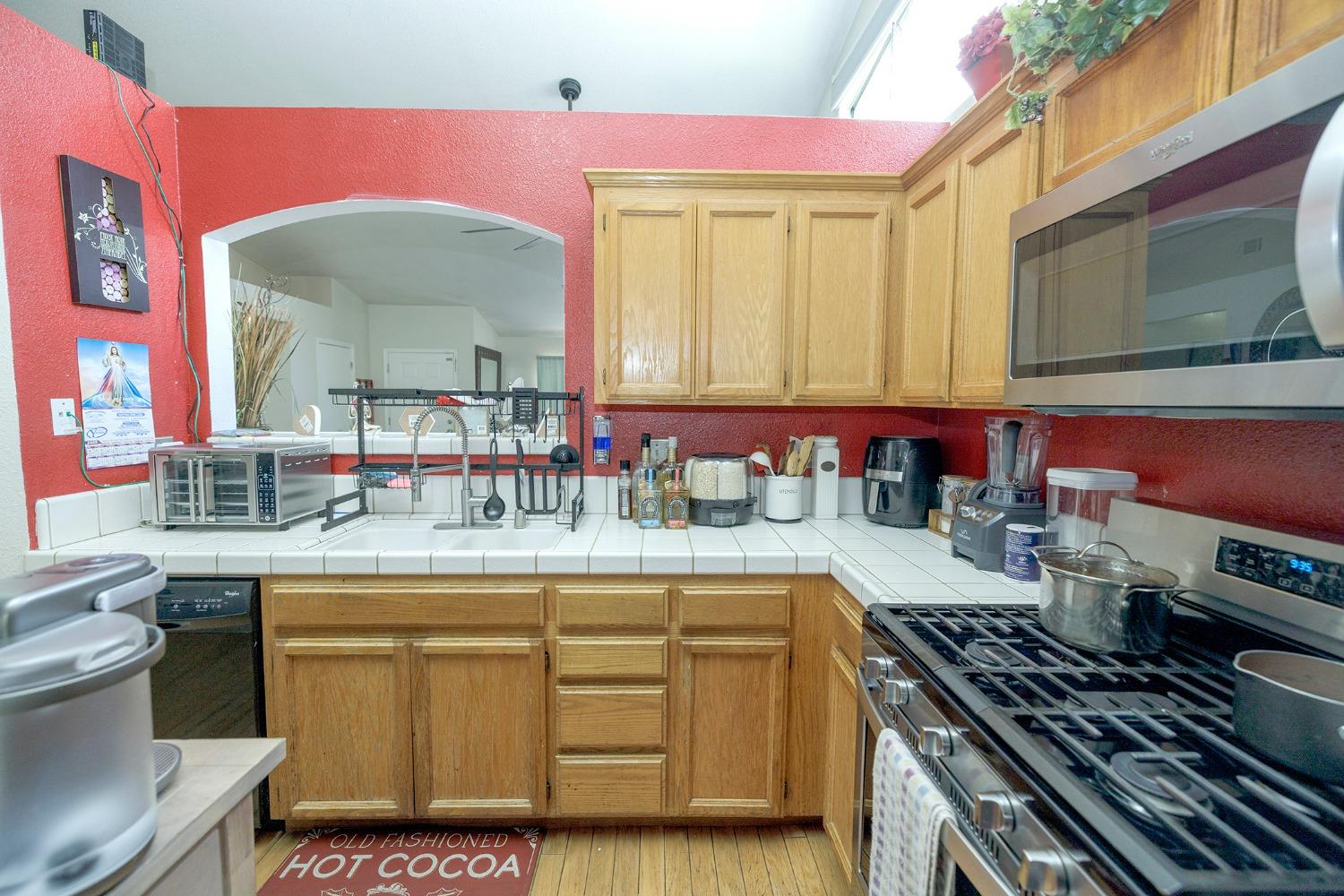 Detail Gallery Image 27 of 44 For 3070 Togninali Ln, Stockton,  CA 95206 - 3 Beds | 2 Baths