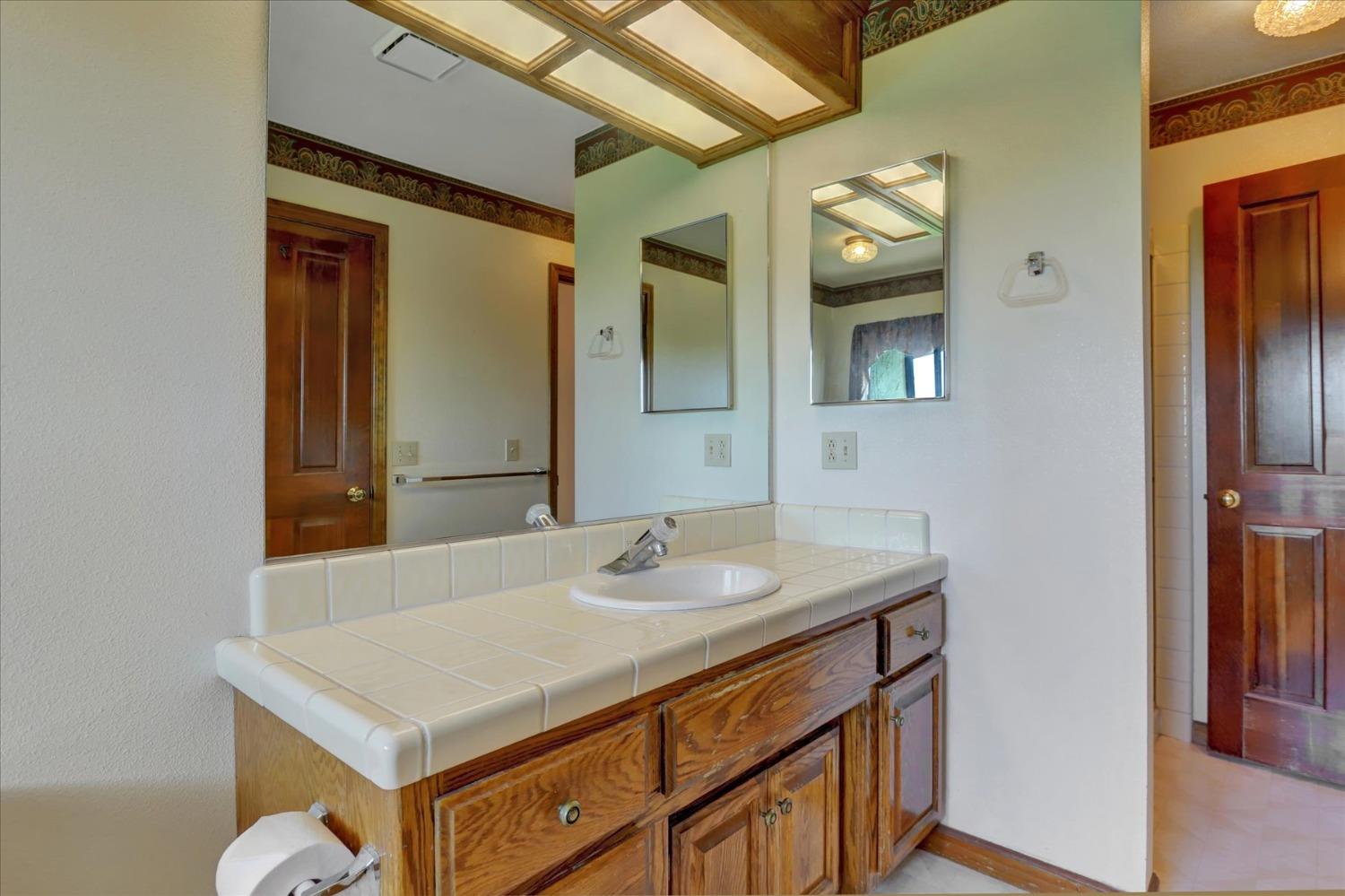 Detail Gallery Image 70 of 96 For 7791 Walsh Ln, –,  CA 95977 - 3 Beds | 2/1 Baths