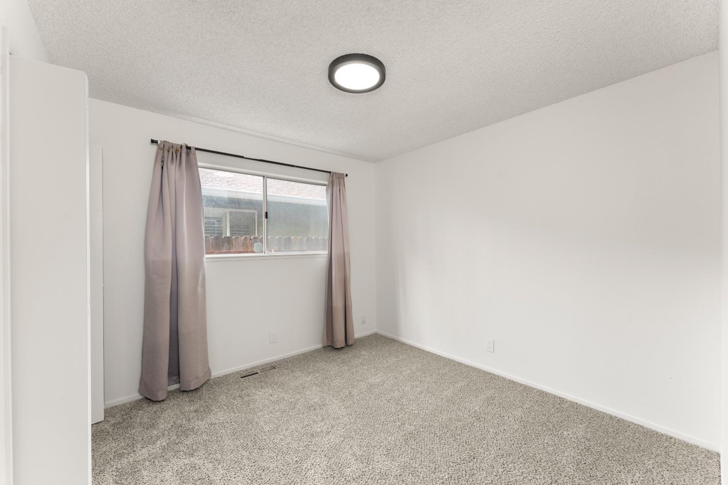 Rivercrest Drive, Sacramento, California image 20