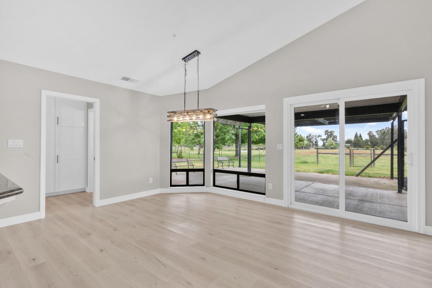 Detail Gallery Image 18 of 58 For 11709 Quiggle Rd, Herald,  CA 95638 - 5 Beds | 2/1 Baths