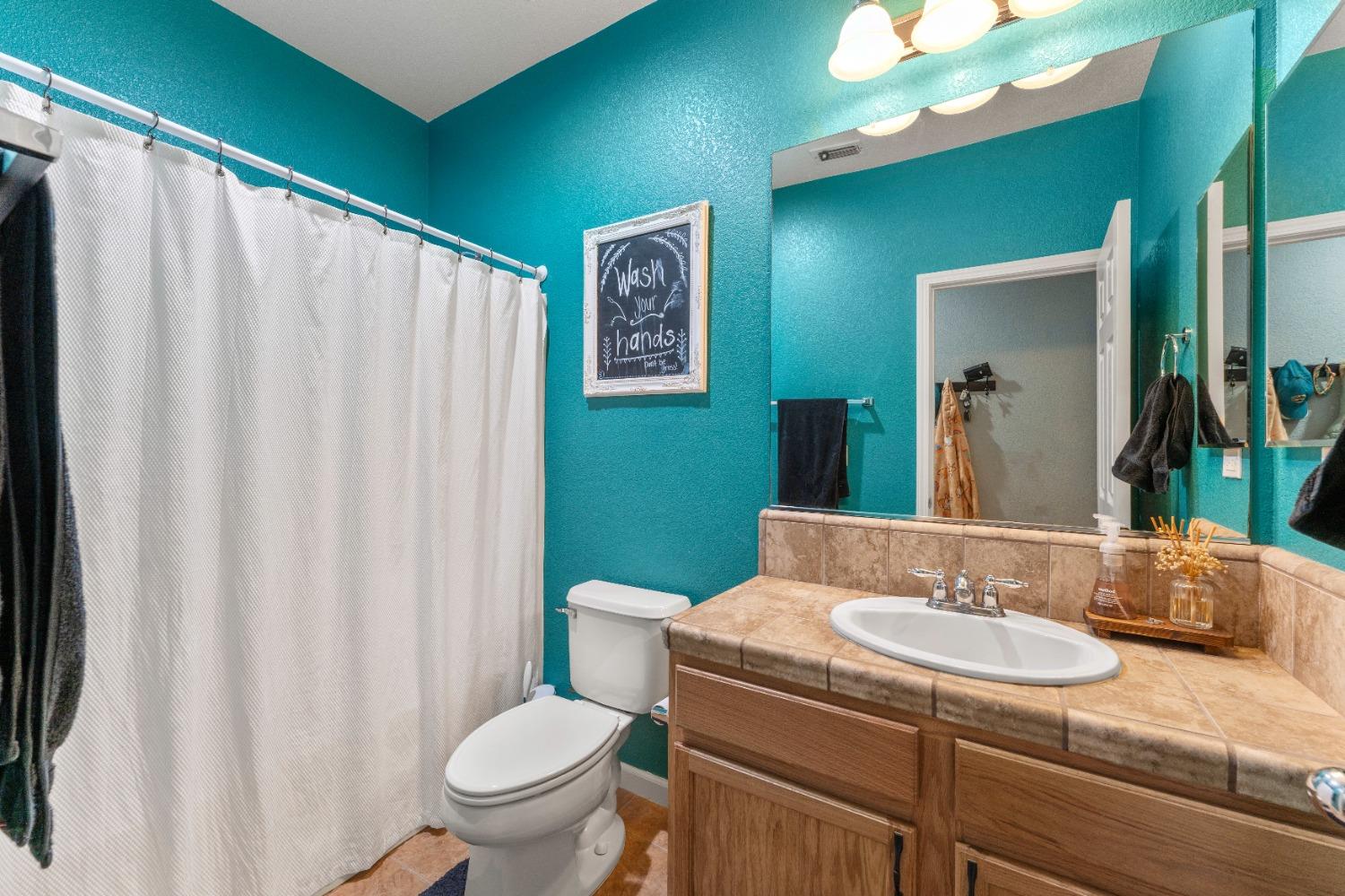 Detail Gallery Image 24 of 64 For 1968 Maverick Dr, Plumas Lake,  CA 95961 - 4 Beds | 3 Baths