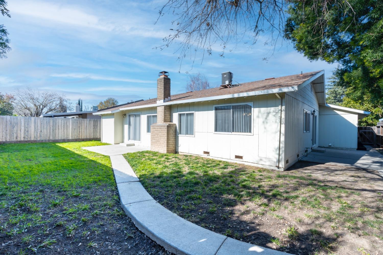 Monticello Drive, Stockton, California image 27