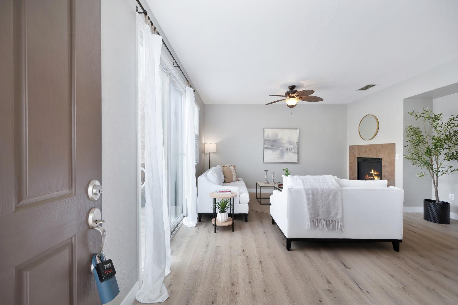 Photo #6: 225045944 Listing: Photo #6