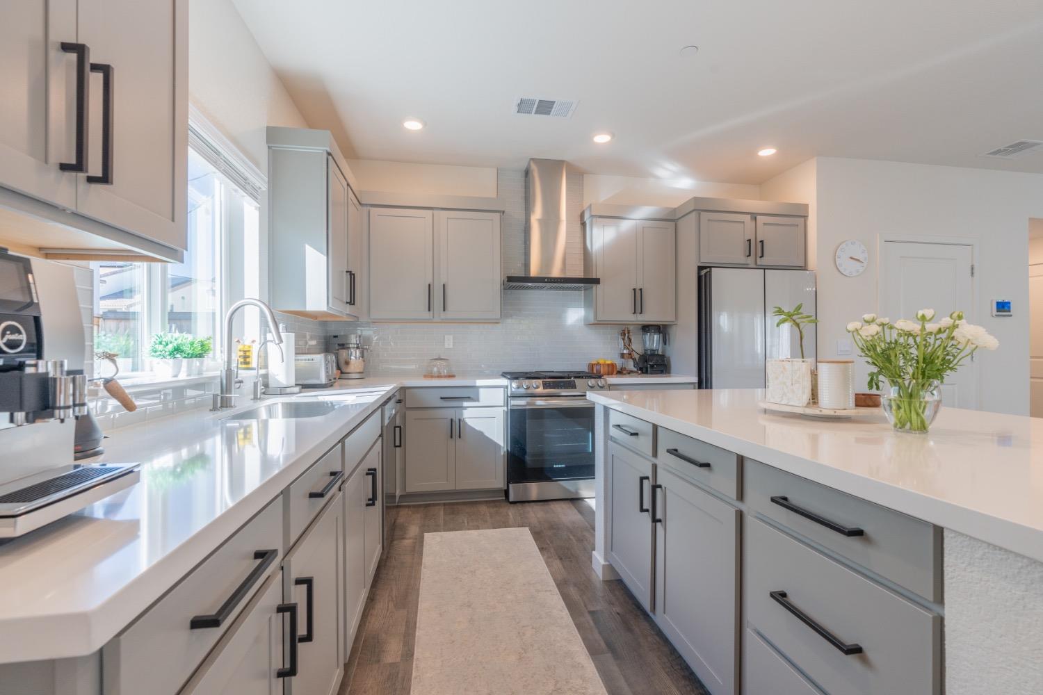9200 Far Farmstead Circle, Roseville, California image 6