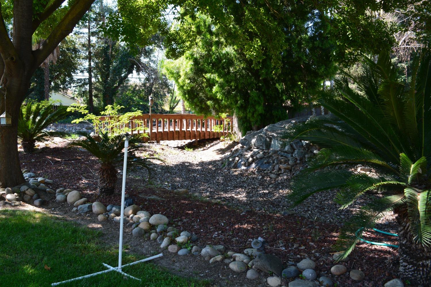 Detail Gallery Image 7 of 74 For 13521 Yosemite Blvd, Waterford,  CA 95386 - 3 Beds | 2 Baths