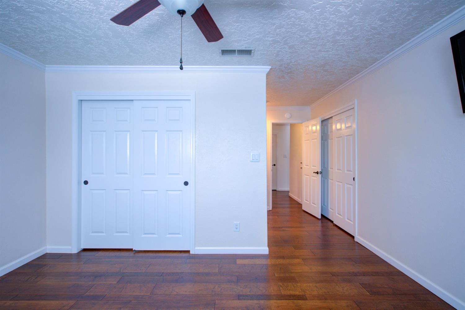 Teak Avenue, Merced, California image 17