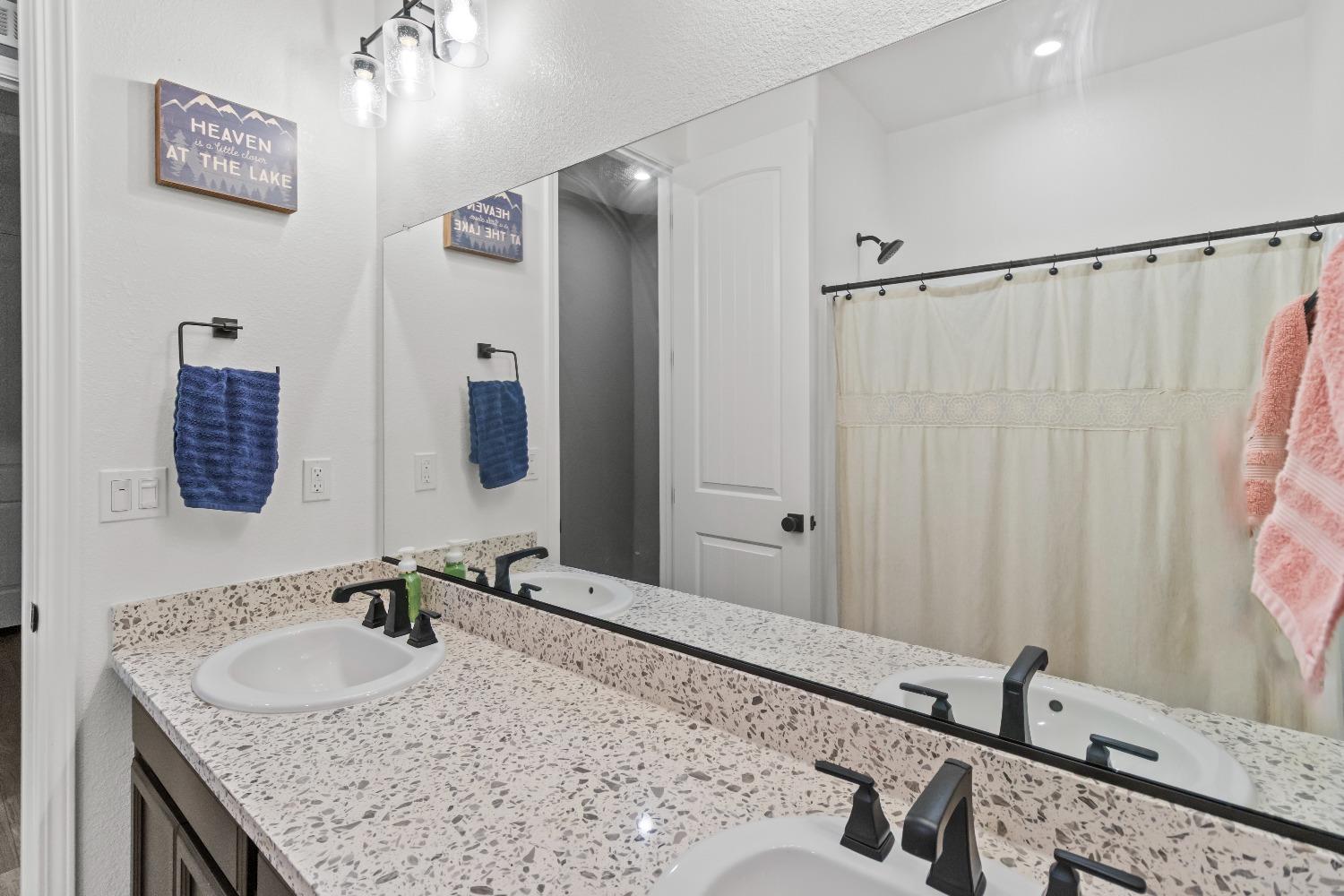 Kirkwood Court, Olivehurst, California image 38