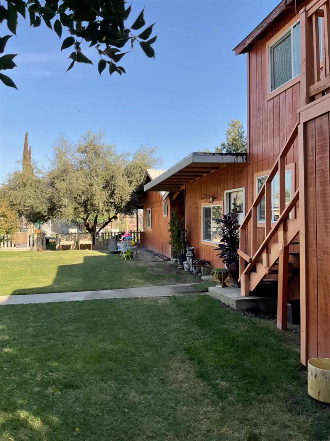 Detail Gallery Image 4 of 38 For 30500 Road 72 a,  Visalia,  CA 93291 - 2 Beds | 1 Baths