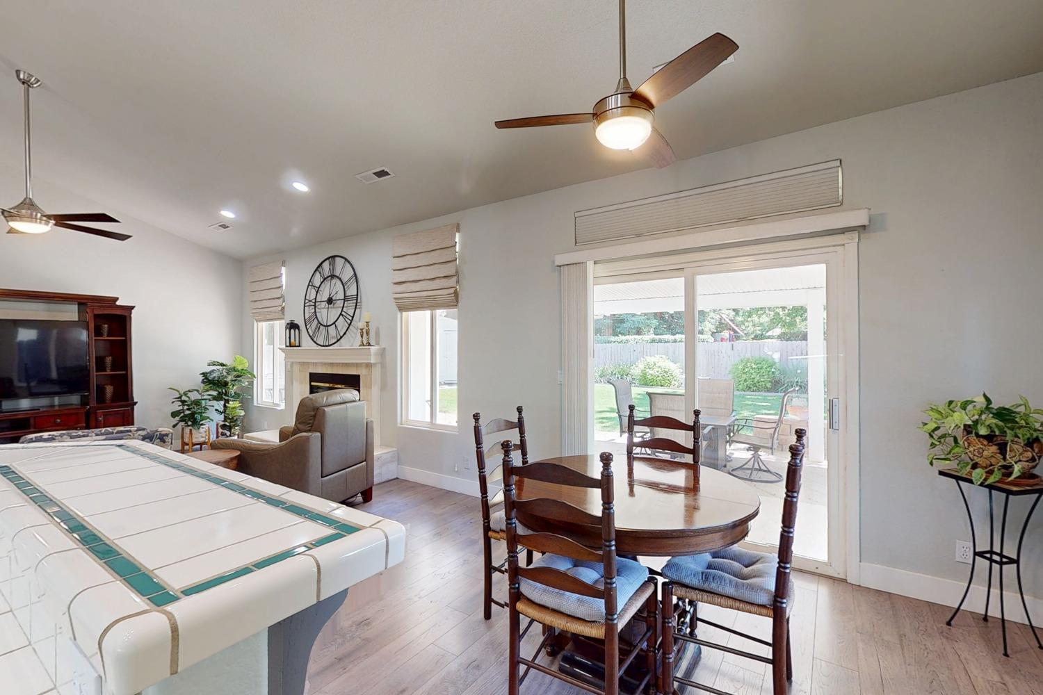 Yorktown Drive, Yuba City, California image 22