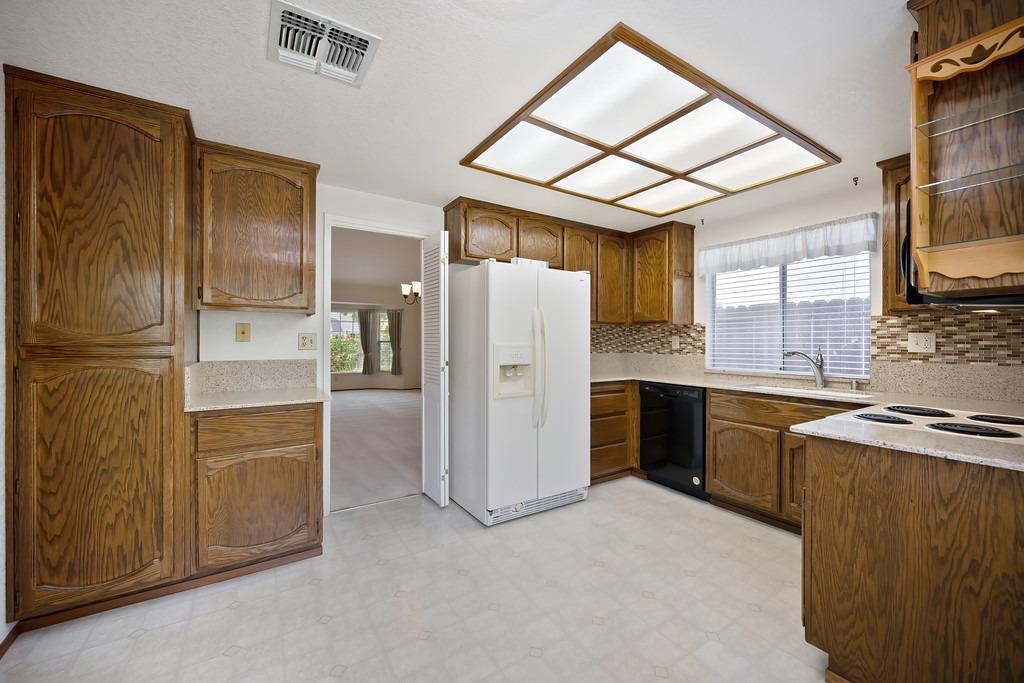 Orwell Drive, Roseville, California image 31