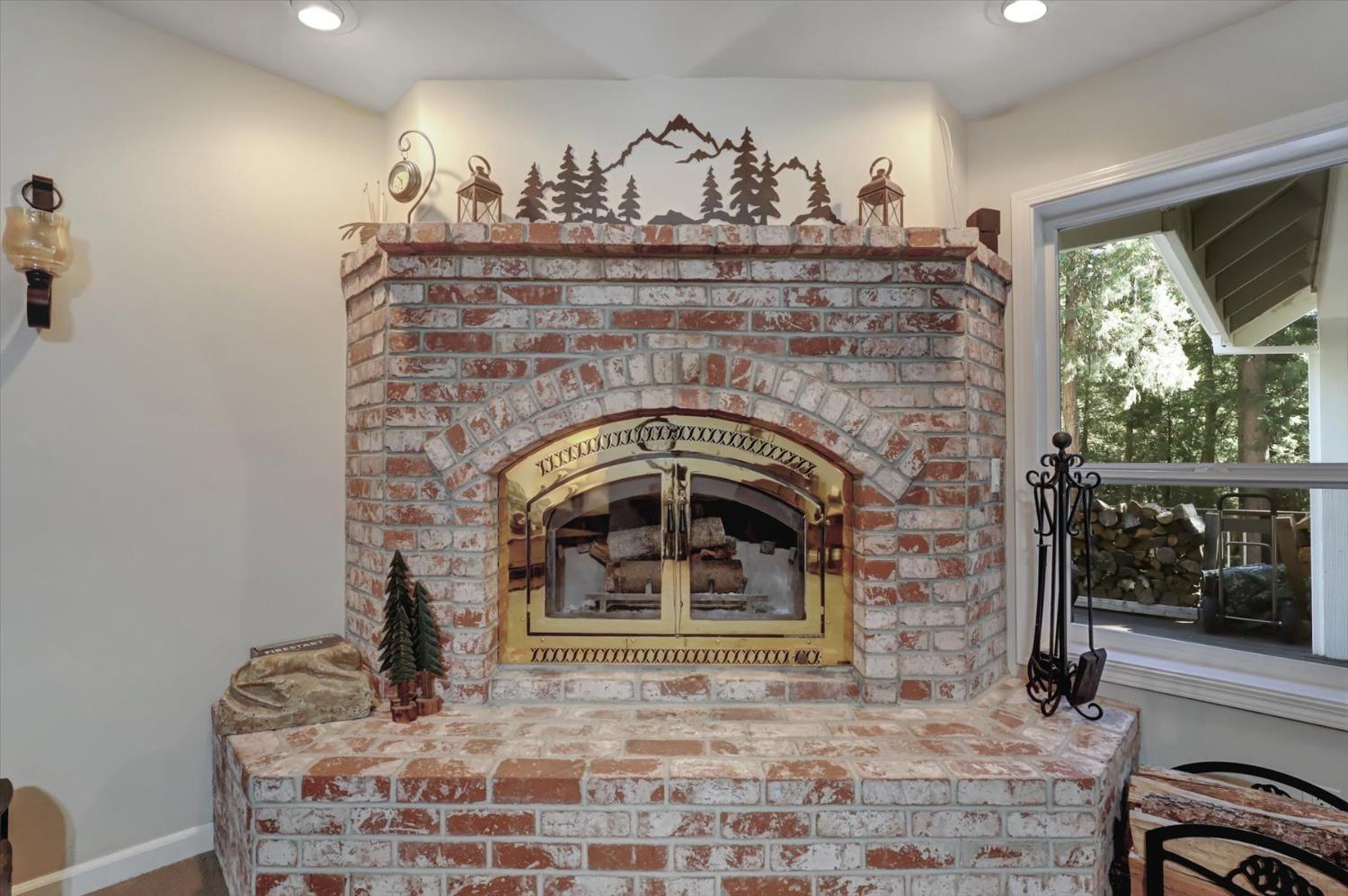 Detail Gallery Image 4 of 89 For 11555 Sky Pines Ridge Rd, Nevada City,  CA 95959 - 3 Beds | 2/2 Baths