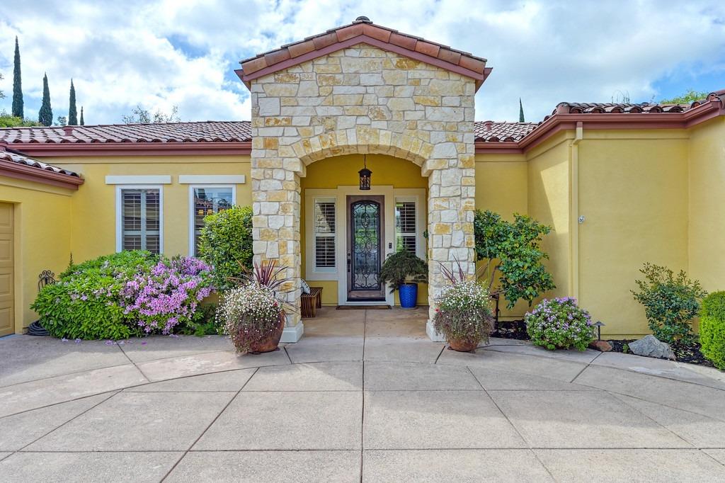 Detail Gallery Image 5 of 91 For 4232 Savoie Ct, Loomis,  CA 95650 - 4 Beds | 3 Baths