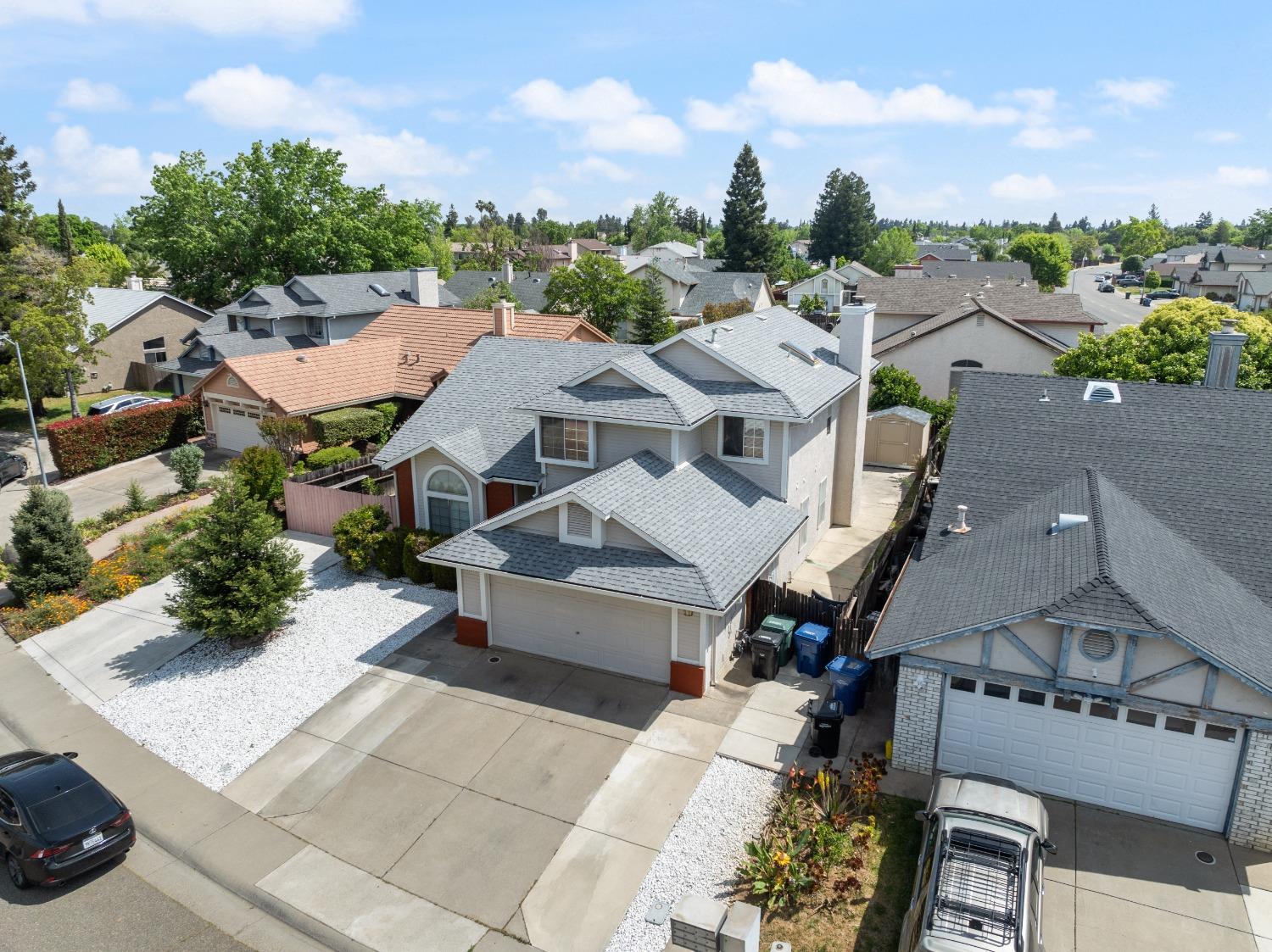 Pine Oaks Court, Sacramento, California image 39