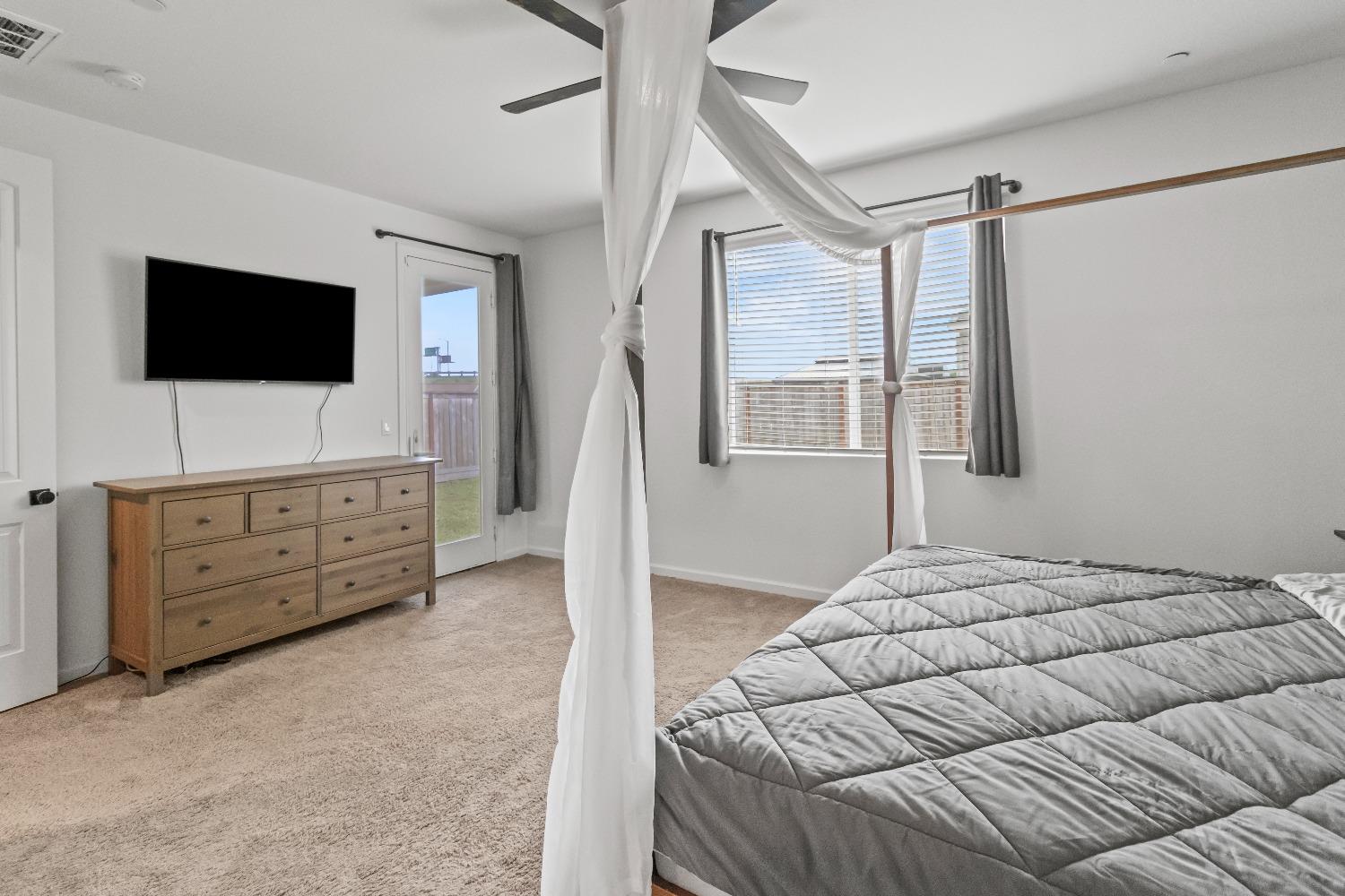 Kirkwood Court, Olivehurst, California image 20
