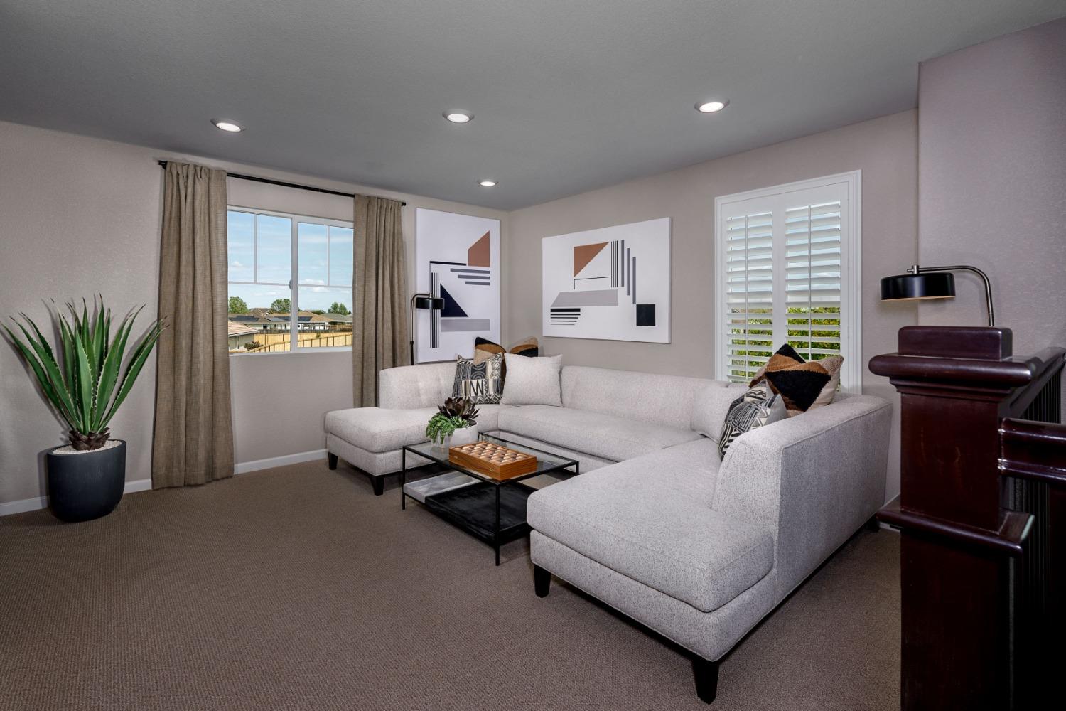 Fleet Court, Plumas Lake, California image 7