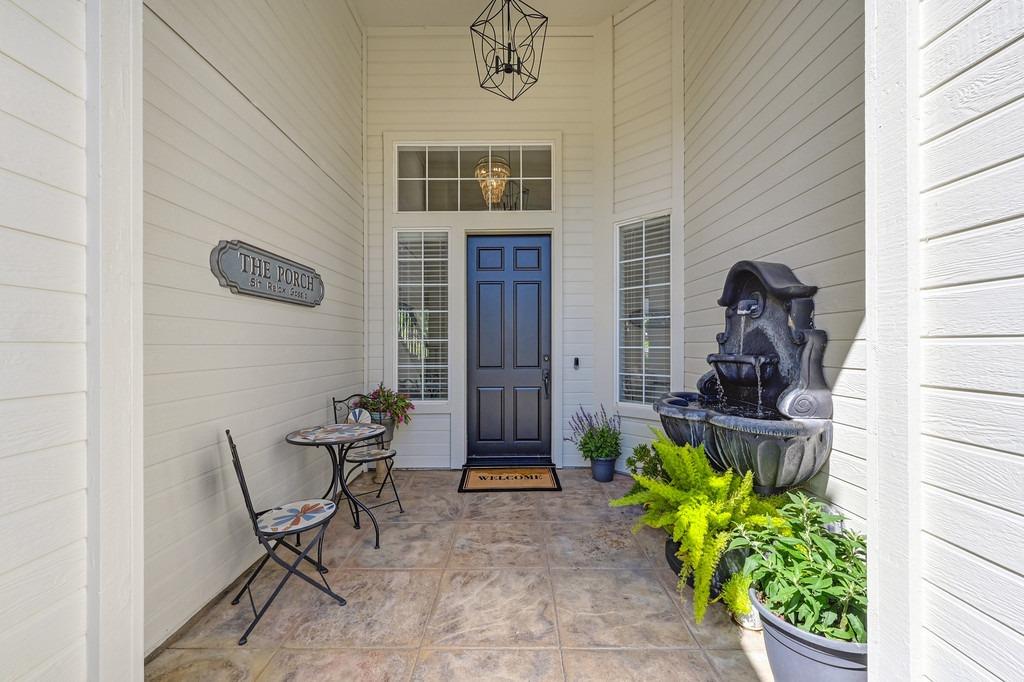 Detail Gallery Image 2 of 85 For 7301 Neblina Ct, Rancho Murieta,  CA 95683 - 4 Beds | 3 Baths