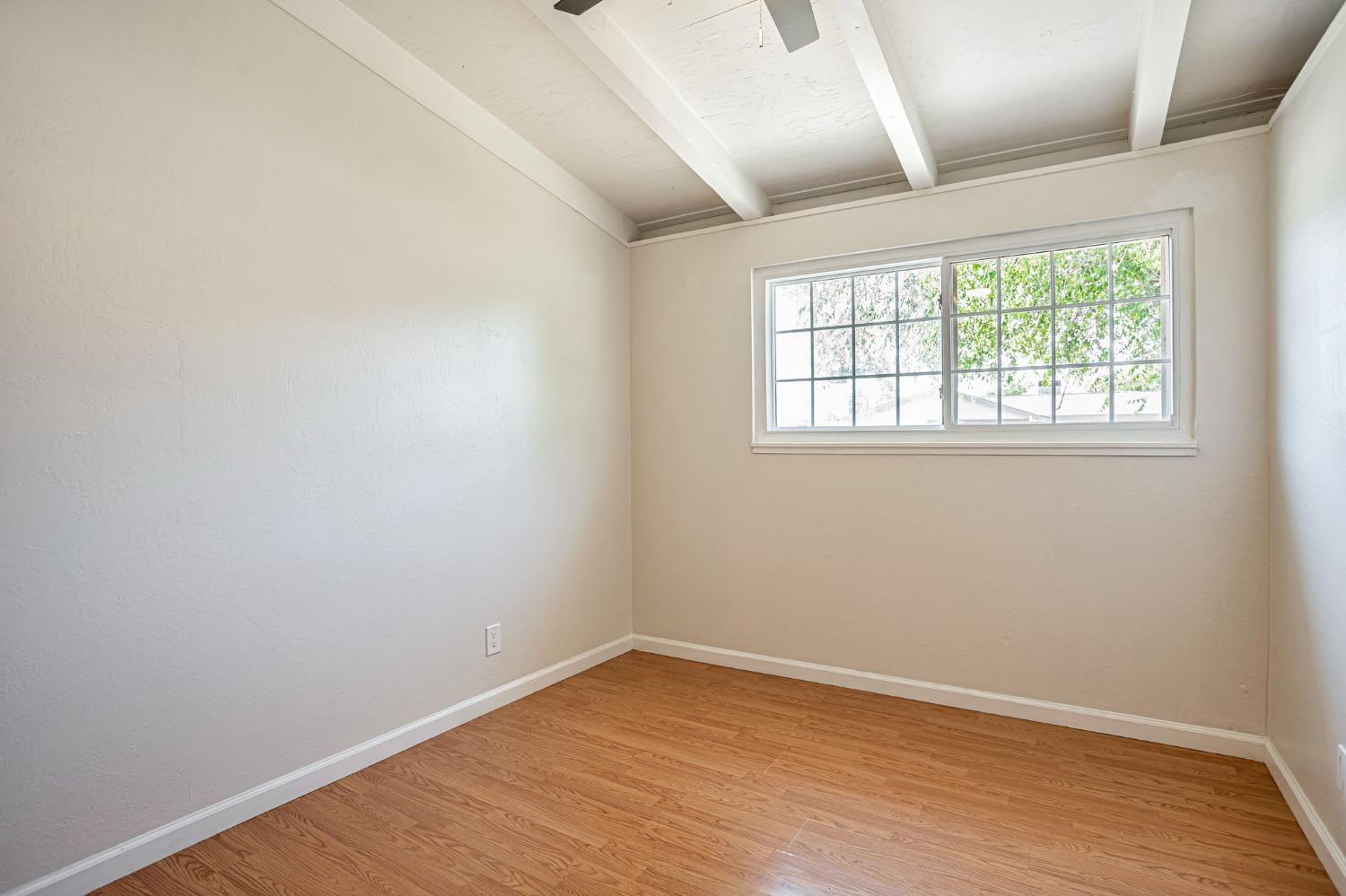 Terrace Drive, Sacramento, California image 22