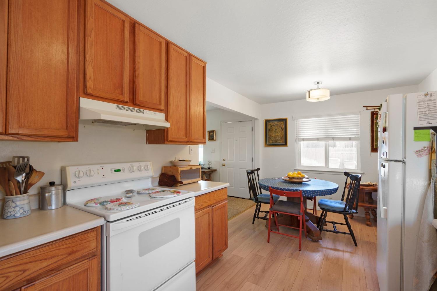 8 Fiske Avenue, Woodland, California image 25