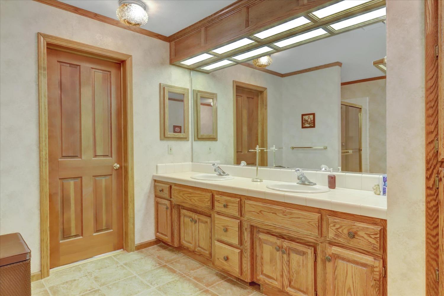 Detail Gallery Image 46 of 96 For 7791 Walsh Ln, –,  CA 95977 - 3 Beds | 2/1 Baths