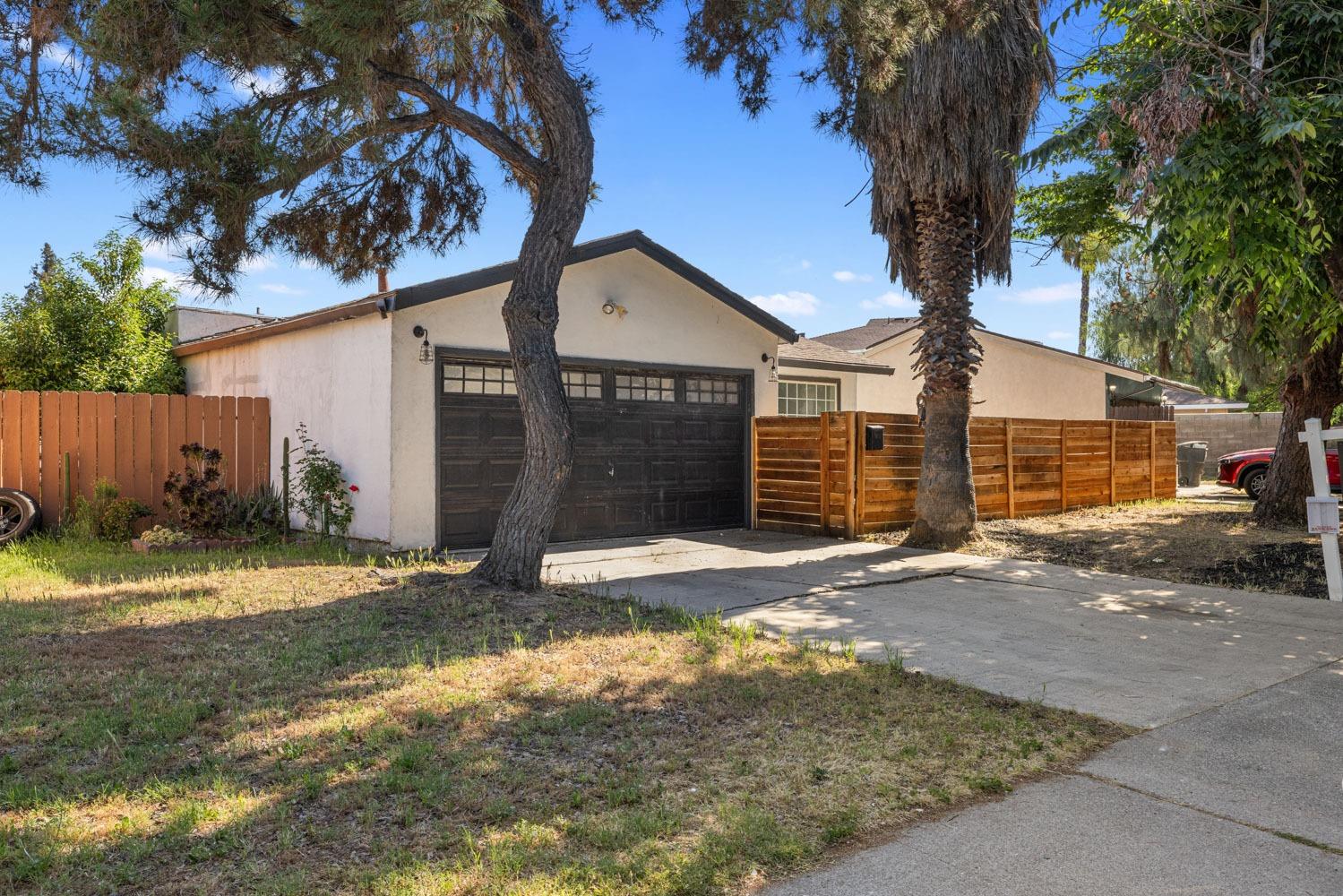 Chrysler Drive, Modesto, California image 2