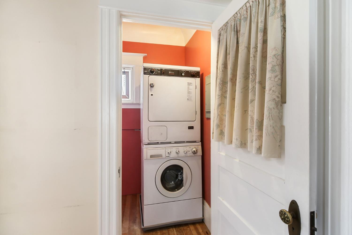 Detail Gallery Image 43 of 58 For 2322 I St, Sacramento,  CA 95816 - 4 Beds | 2 Baths