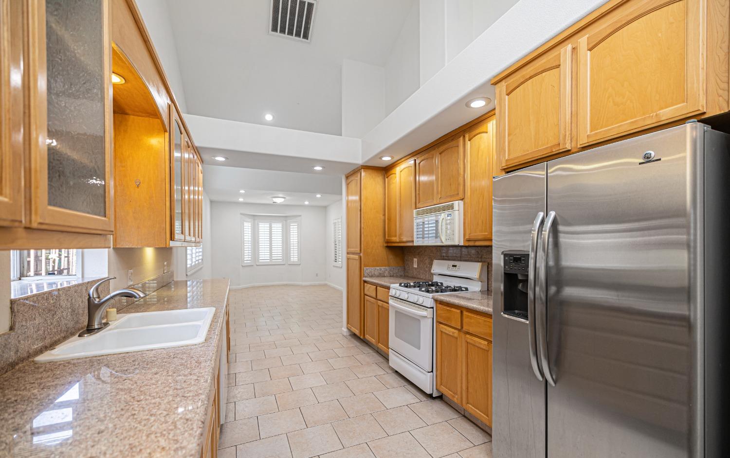 Detail Gallery Image 11 of 32 For 2355 Morrill Rd, Riverbank,  CA 95367 - 3 Beds | 2 Baths