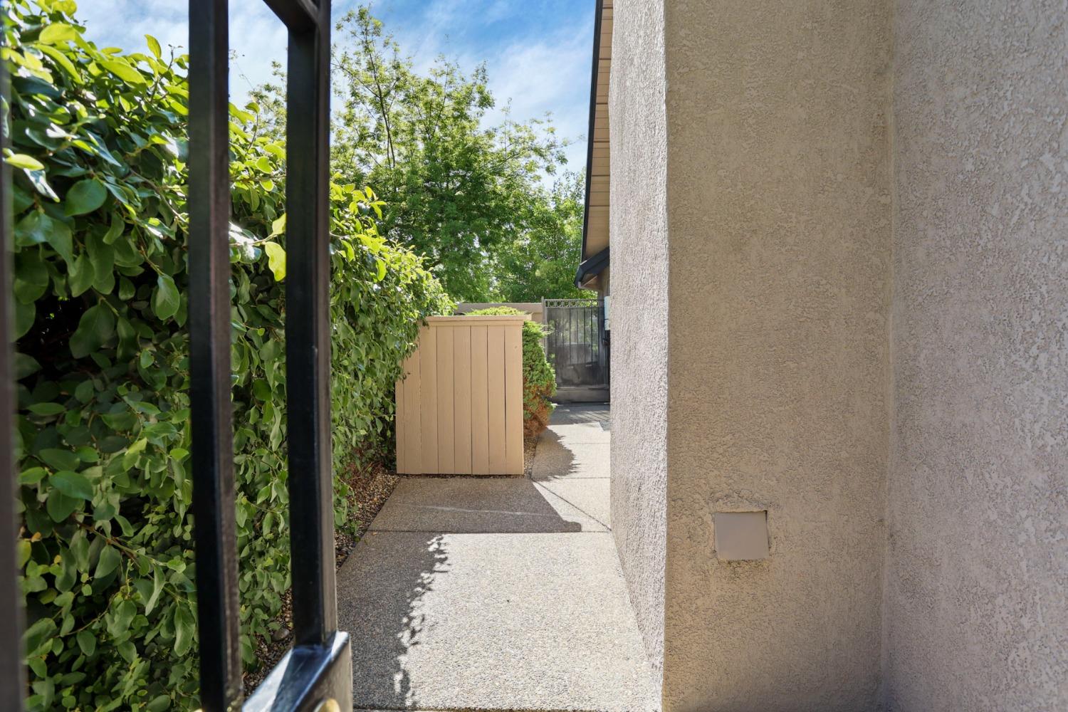 Detail Gallery Image 55 of 67 For 4118 Saint Andrews Dr, Stockton,  CA 95219 - 3 Beds | 2 Baths