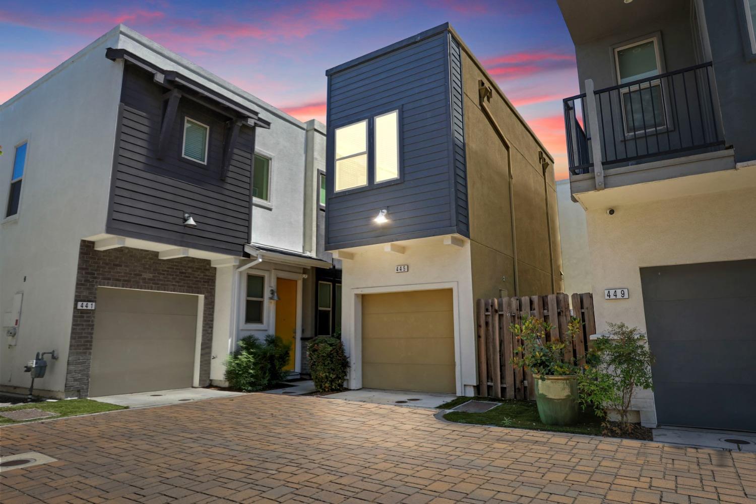 MLS: 225053792 Condo For Sale