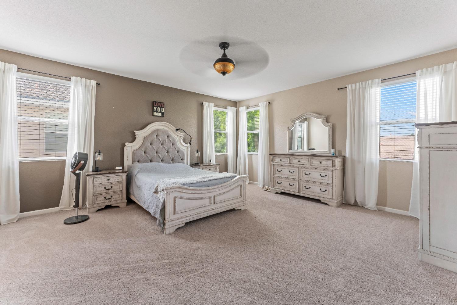 Detail Gallery Image 25 of 64 For 1968 Maverick Dr, Plumas Lake,  CA 95961 - 4 Beds | 3 Baths