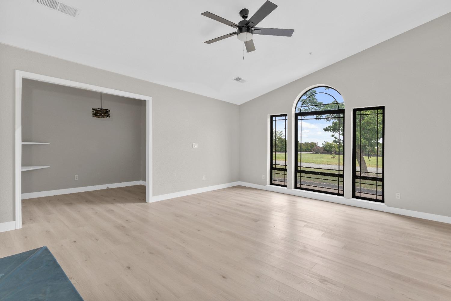 Detail Gallery Image 15 of 58 For 11709 Quiggle Rd, Herald,  CA 95638 - 5 Beds | 2/1 Baths