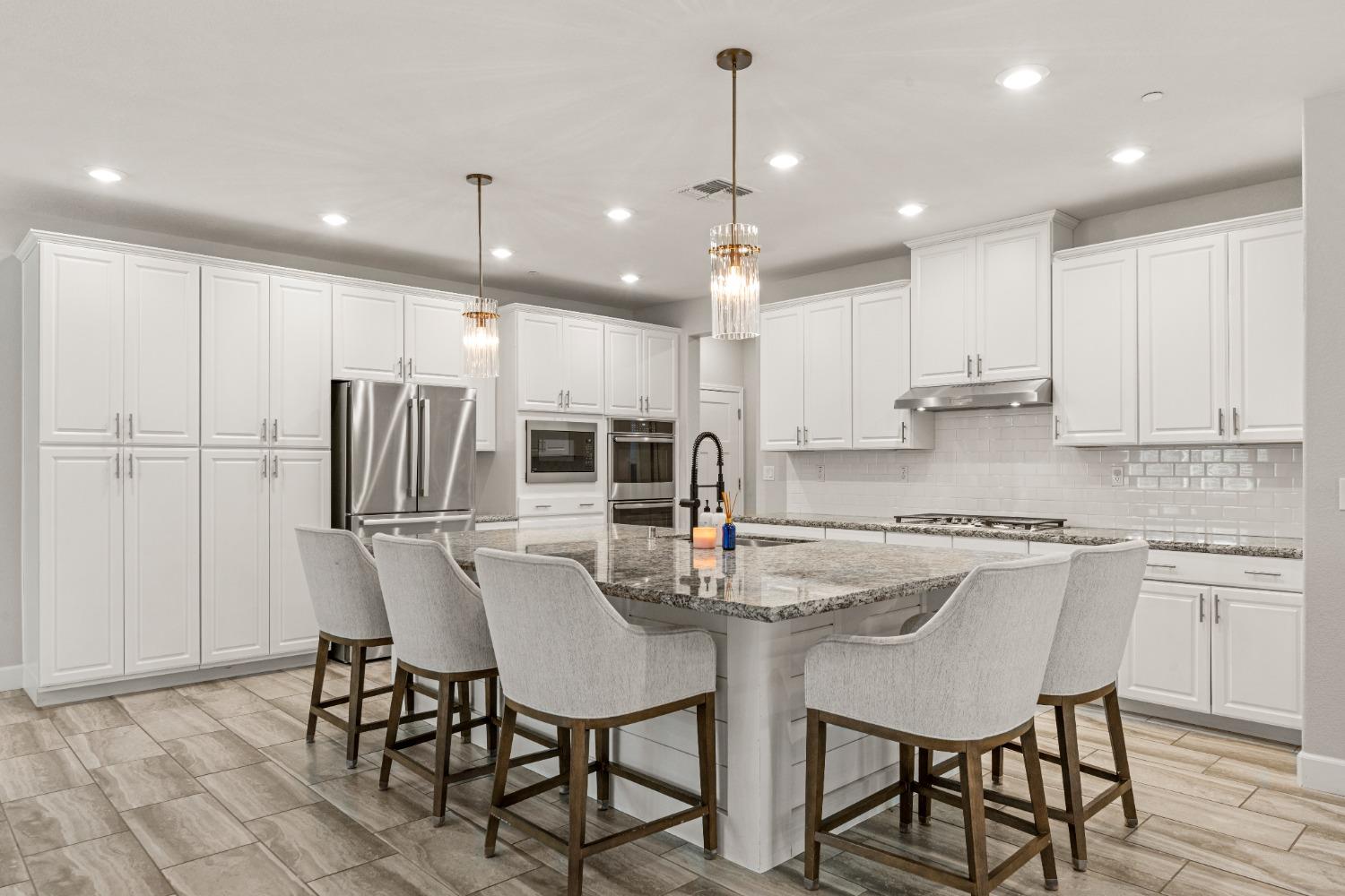 Maddux Way, Roseville, California image 7
