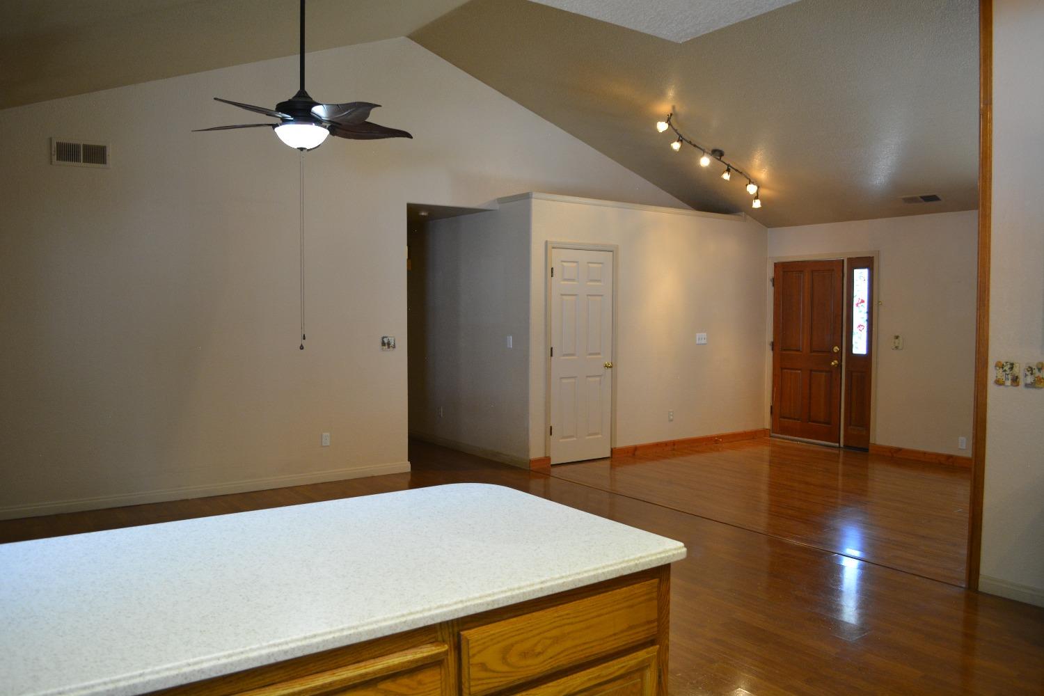 Detail Gallery Image 57 of 74 For 13521 Yosemite Blvd, Waterford,  CA 95386 - 3 Beds | 2 Baths