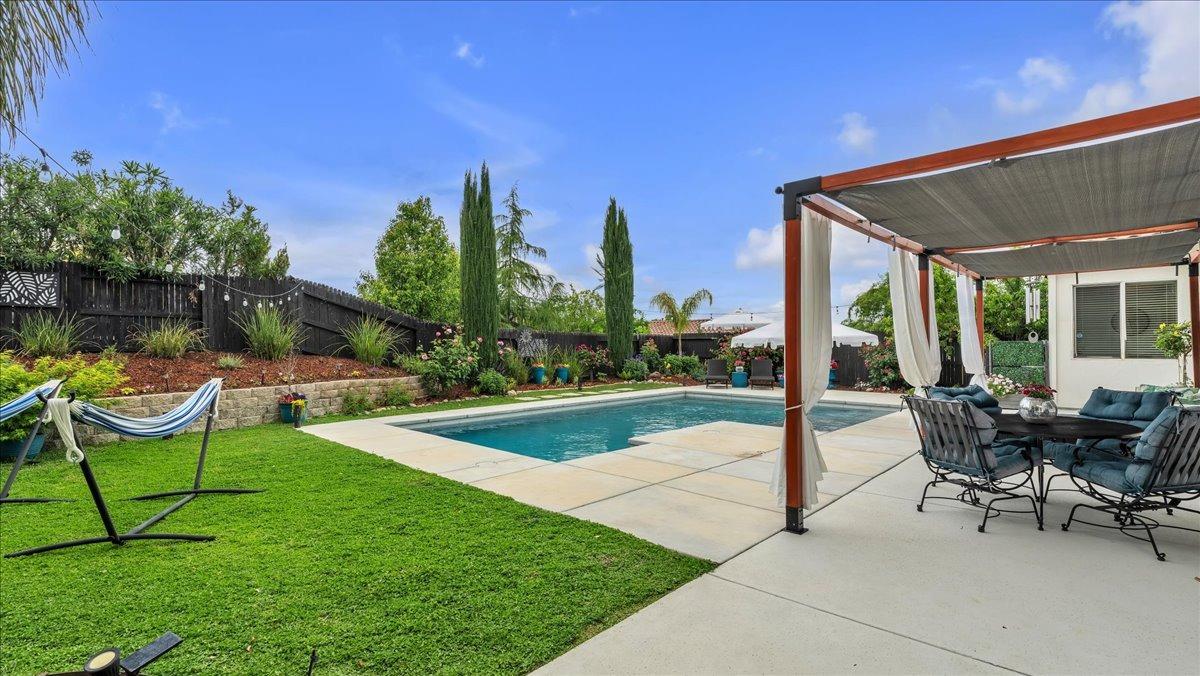 Fantail Court, Lincoln, California image 8