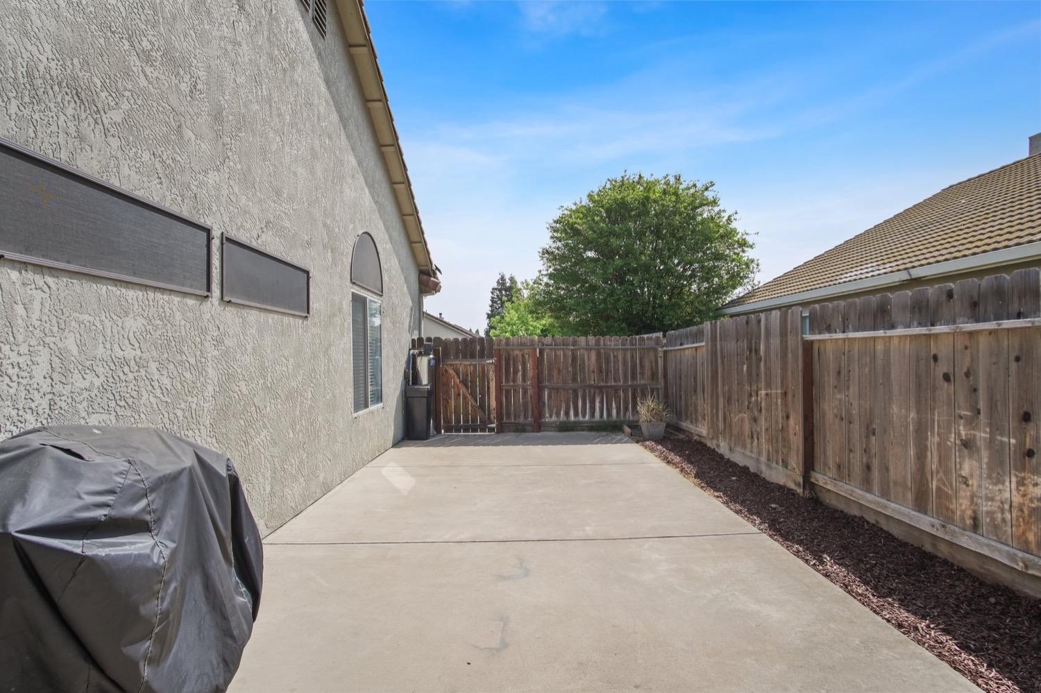 Zina Lane, Turlock, California image 13