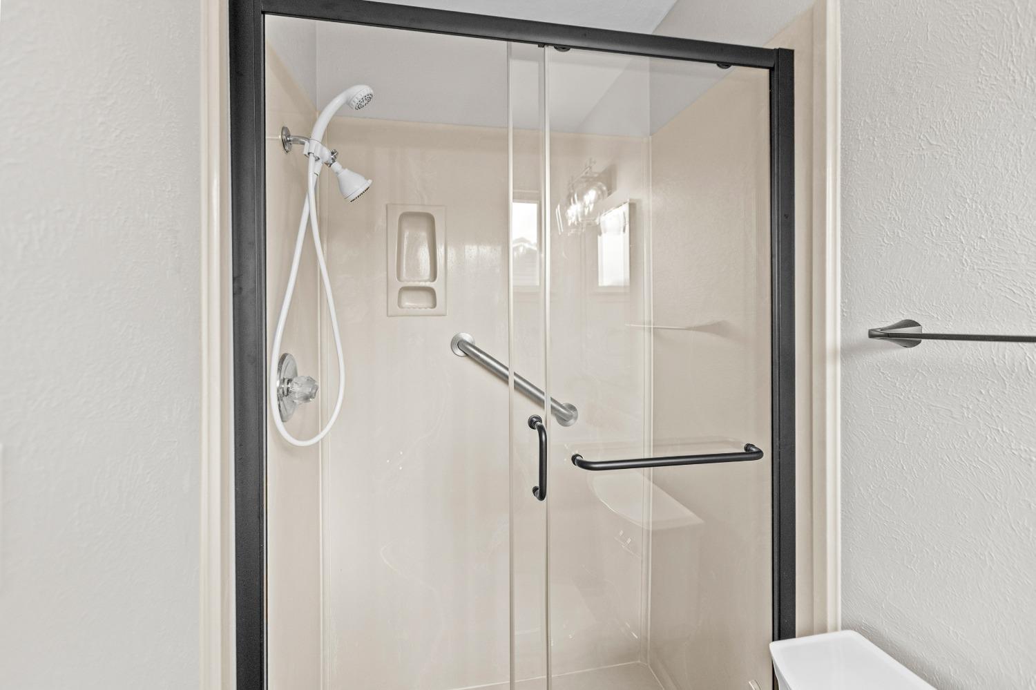 Detail Gallery Image 27 of 38 For 6445 Randy St, Rio Linda,  CA 95673 - 3 Beds | 2 Baths