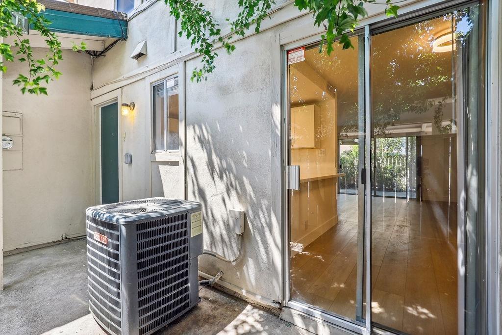 Roundtree Court, Sacramento, California image 3