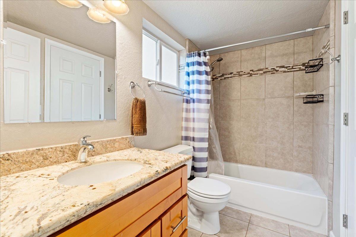 Detail Gallery Image 19 of 43 For 5820 Sierra Springs Dr, Pollock Pines,  CA 95726 - 3 Beds | 2 Baths