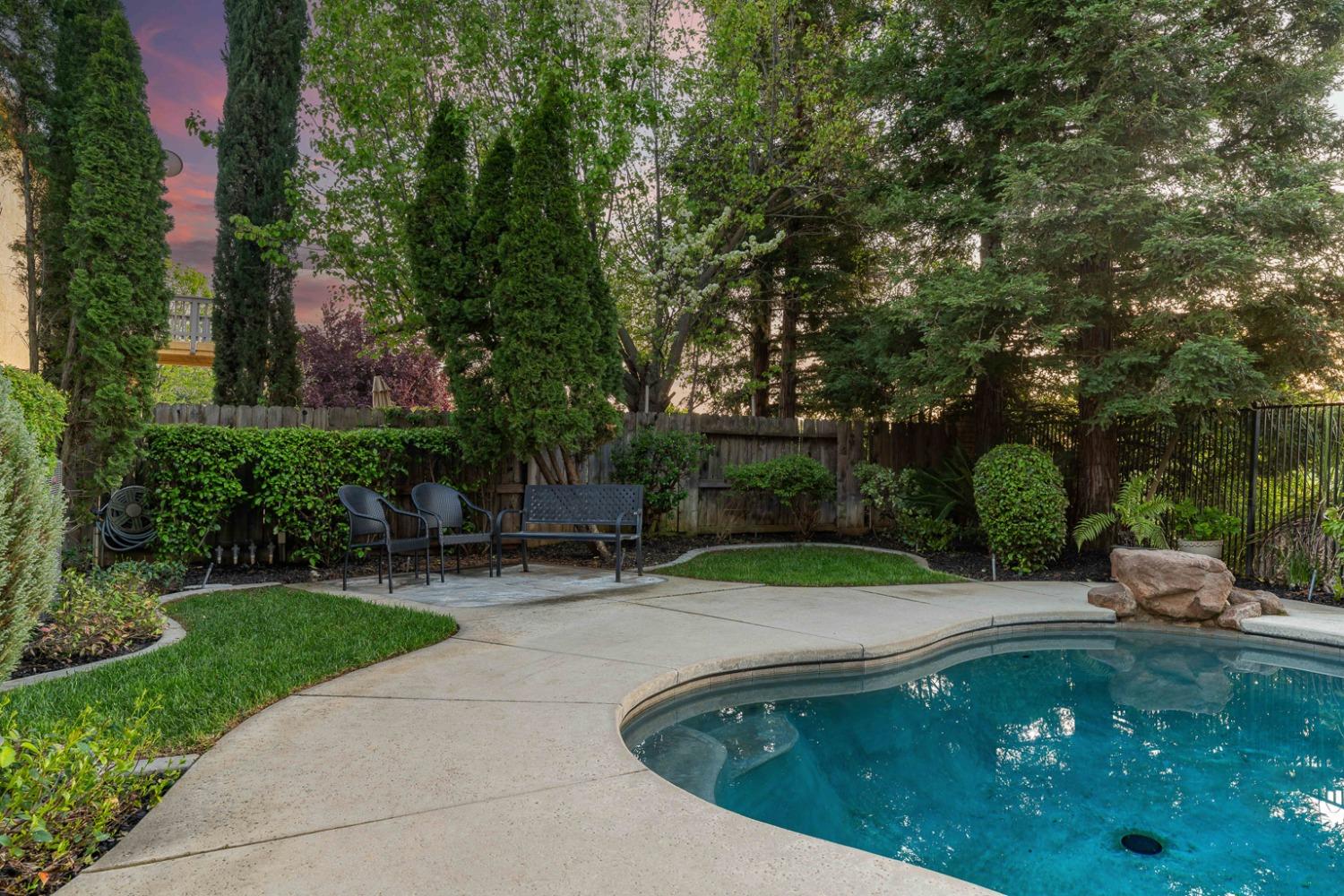 Detail Gallery Image 38 of 58 For 7788 Tigerwoods Dr, Sacramento,  CA 95829 - 5 Beds | 3/1 Baths