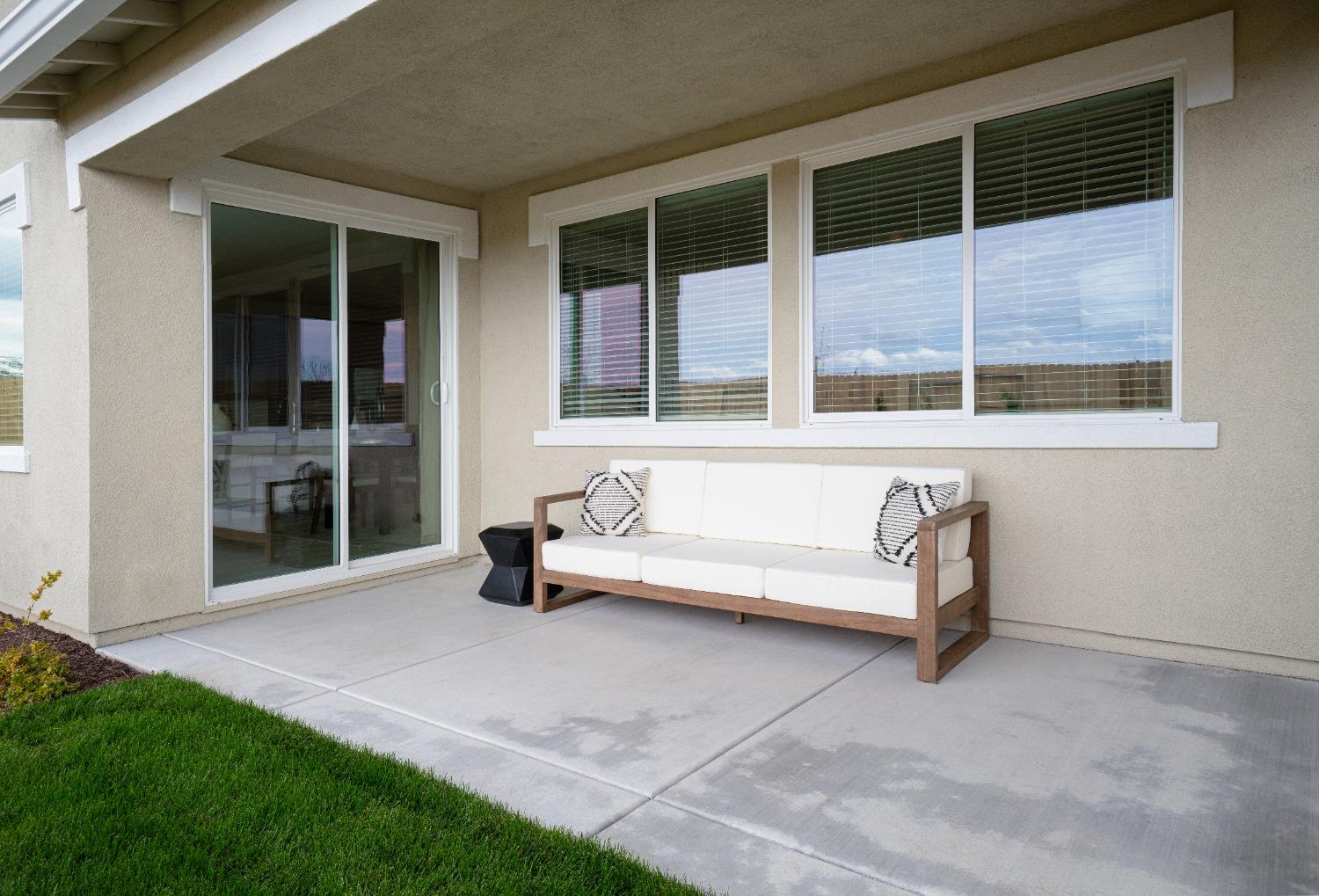 Detail Gallery Image 16 of 16 For 4016 Happy Camper Way, Roseville,  CA 95747 - 4 Beds | 3 Baths