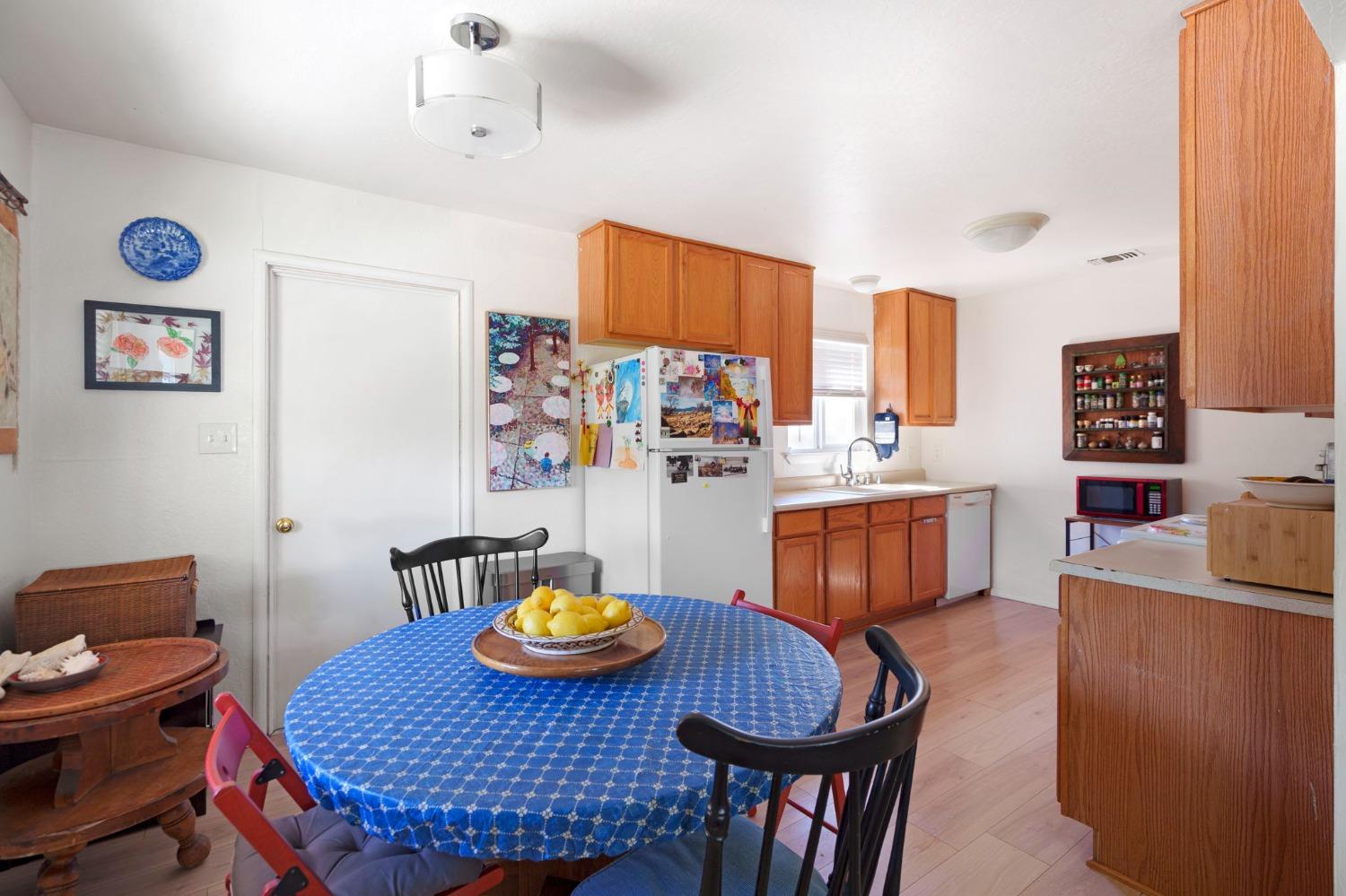 8 Fiske Avenue, Woodland, California image 26