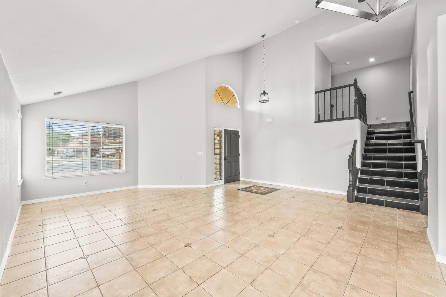 Celia Court, Oakdale, California image 9