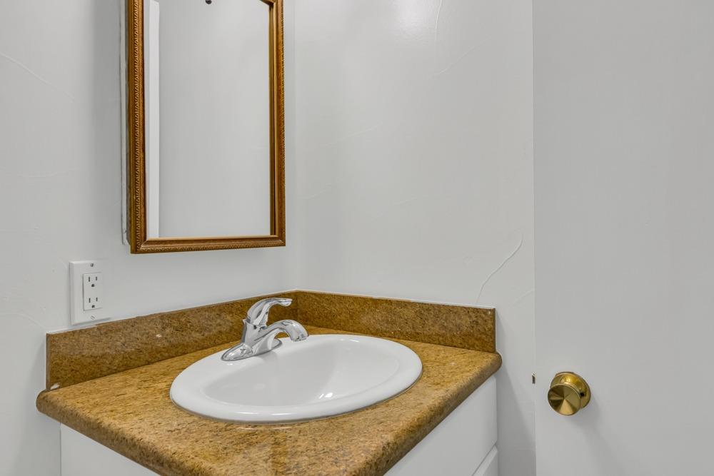 Saint James Drive, Carmichael, California image 29